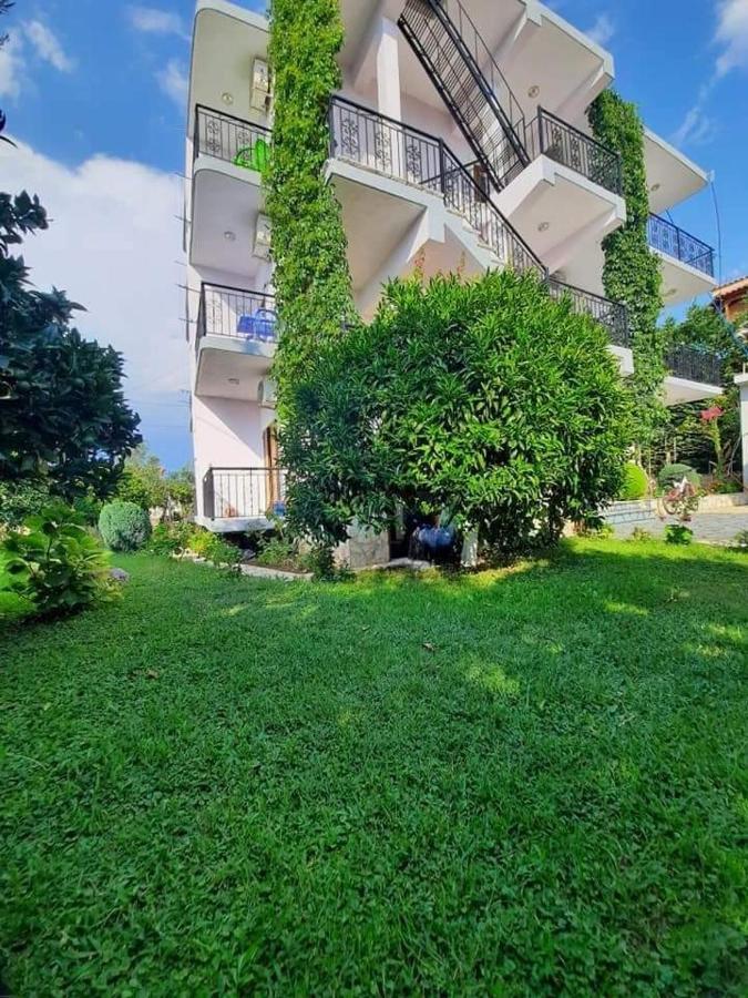 Green Apartments Ksamil Exterior photo